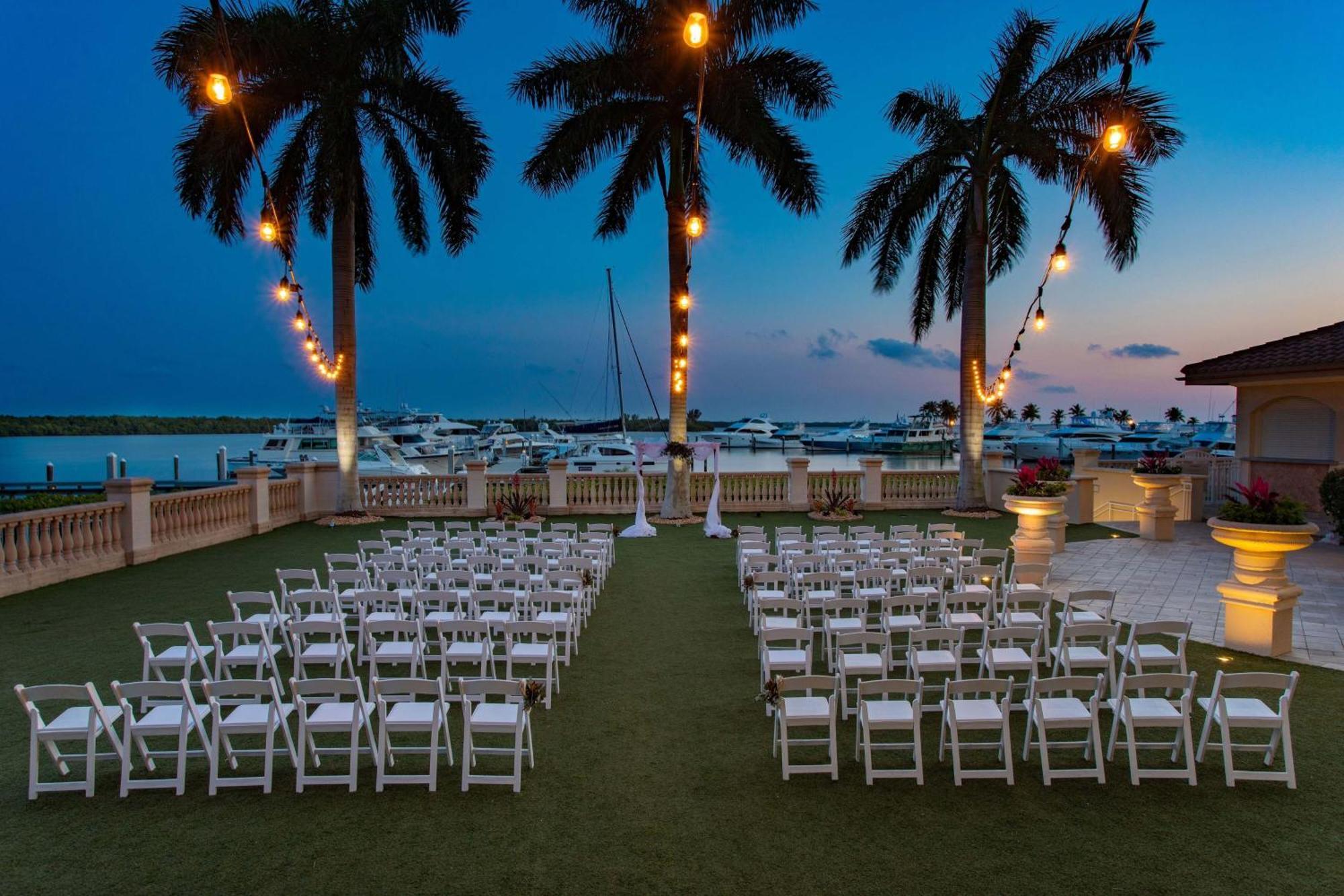 The Westin Cape Coral Resort At Marina Village Exterior foto