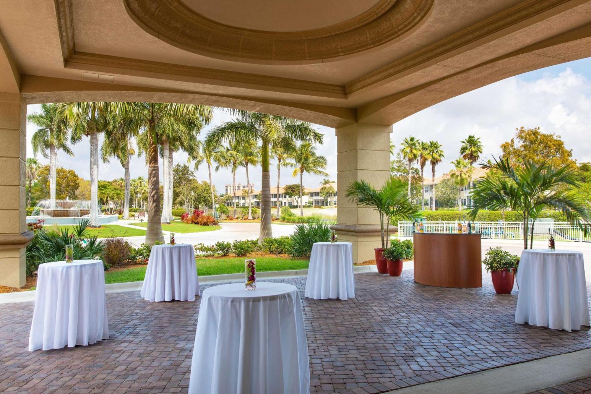 The Westin Cape Coral Resort At Marina Village Exterior foto