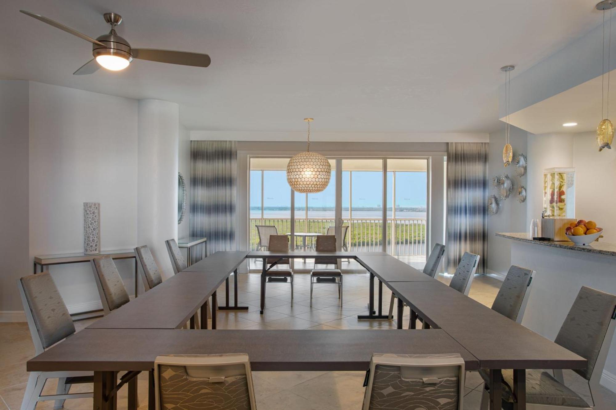The Westin Cape Coral Resort At Marina Village Exterior foto